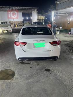کرایسلەر 200